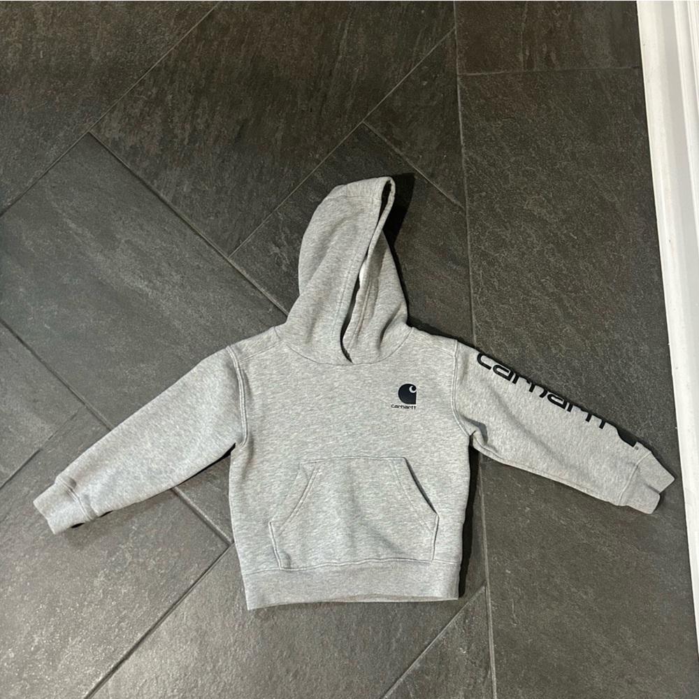 EUC CARHARTT BOYS' LONG-SLEEVE GRAPHIC SWEATSHIRT 4T